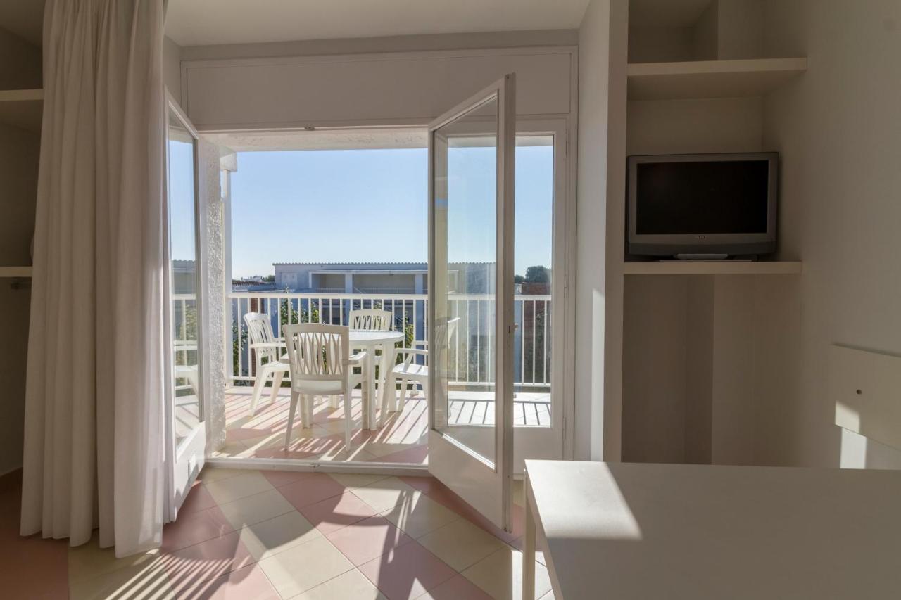 Apartamentos Sunway Amapola Sitges Bagian luar foto